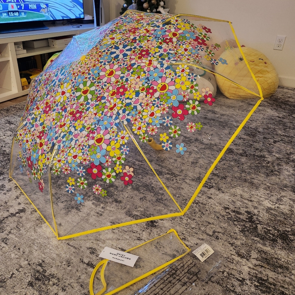 Viral Marc Jacobs x Murakami Umbrella